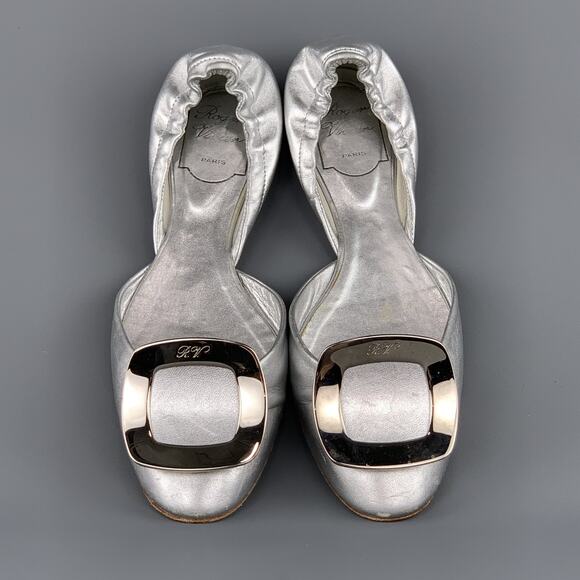 ROGER VIVIER Size 6.5 Silver Leather Chips Buckle Flats - Picture 1 of 1